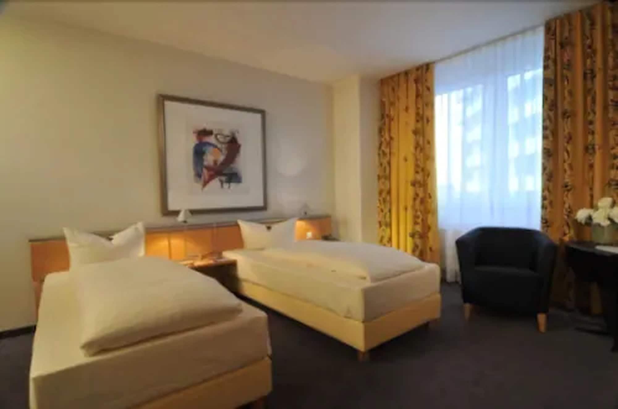 Best Western Hotel Im Forum Muelheim Мюльгайм-ан-дер-Рур Екстер'єр фото
